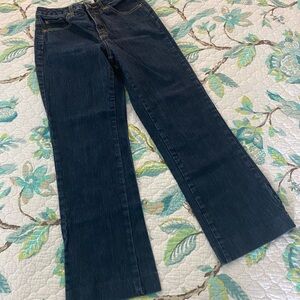 ST. JOHN’S BAY Women's Dark Blue Jeans - Like New. “Secretly Slender” Panel.